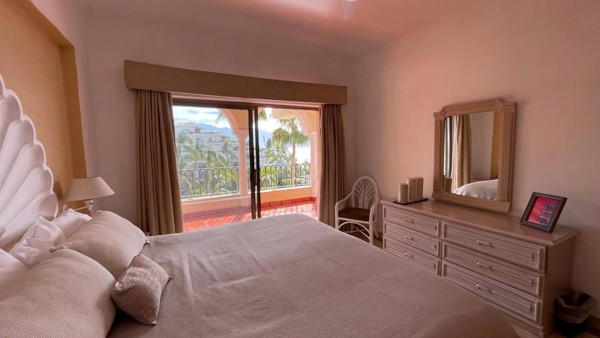 Amazing Ocean View Apartment Puerto Vallarta